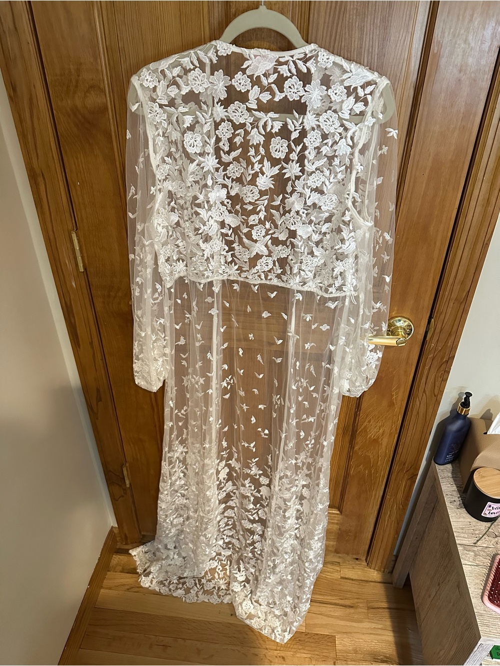 Le Rose White Floral Lace Sheer Duster Kimono Cover-Up - Picture 5 of 7